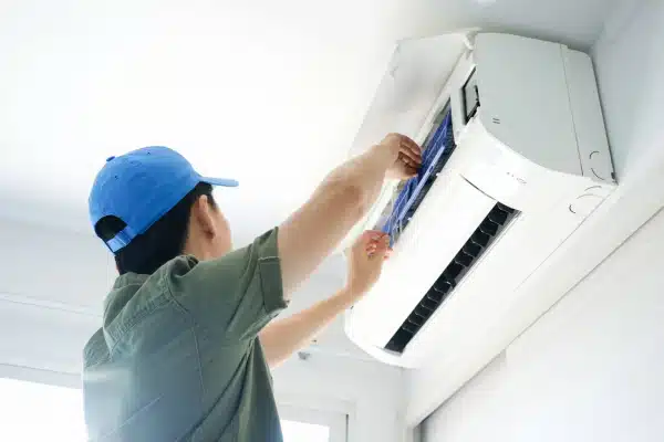 HOW MUCH DOES AC REPAIR COST?